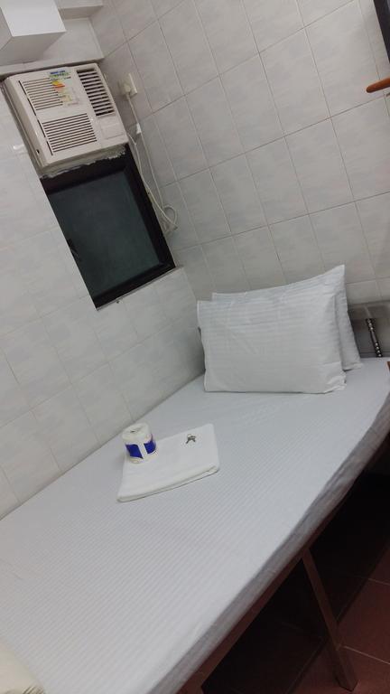New Yan Yan Guest House Reception 9Th Floor Flat E4 E6 Χονγκ Κονγκ Εξωτερικό φωτογραφία